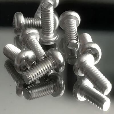 Nadaje się do elektroniki, małego sprzętu, instrumentów, budowania modeli, projektów DIY i precyzyjnych zespołów mechanicznych Mini śruba z okrągłym łbem Phillips ze stali nierdzewnej