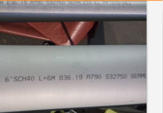 Bezszwowa rura ze stali nierdzewnej SCH10 ASTM A790 o długości 12 m